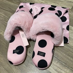 Victoria’s Secret House Slippers